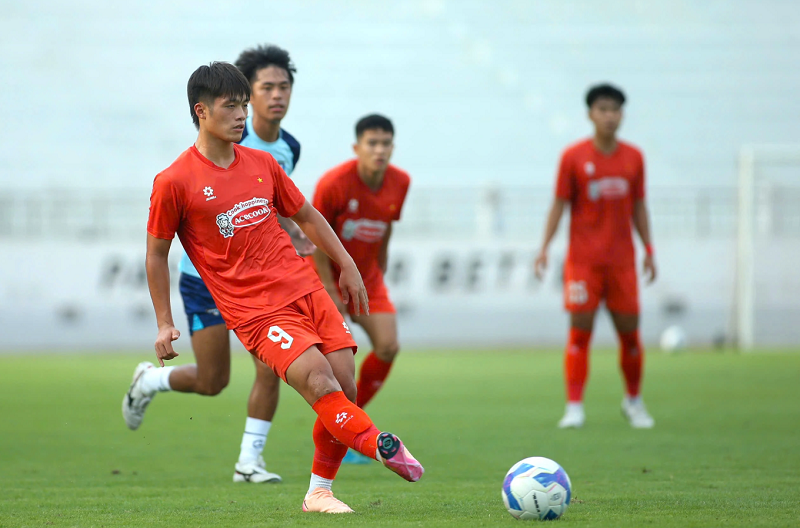 hlv-kim-sang-sik-da-tim-ra-chan-sut-chu-luc-cua-u23-viet-nam