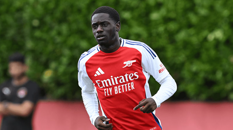 charles-sagoe-jr-tinh-duong-xuat-ngoai-de-cuu-van-da-phat-trien-tai-arsenal