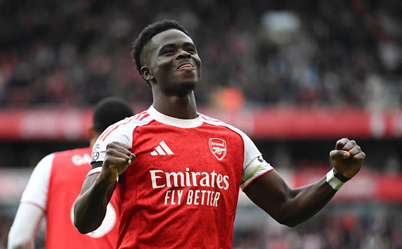 saka-cham-moc-300-tran-khang-dinh-vi-the-bieu-tuong-moi-cua-arsenal