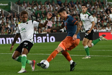 Racing Santander vs Valencia CF (02:00 – 12/10)